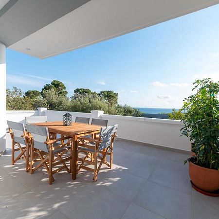 Rizes Seaside Homes Vromonérion Екстериор снимка