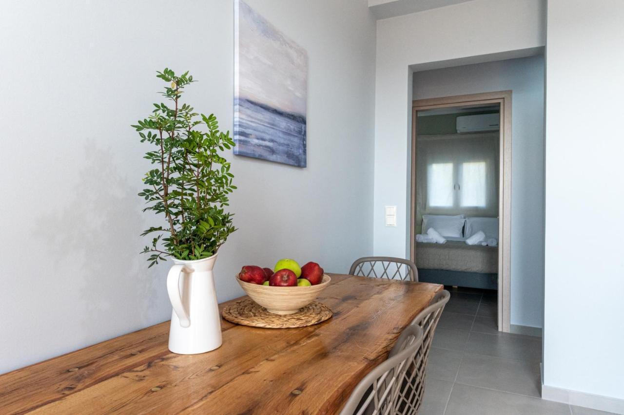 Rizes Seaside Homes Vromonérion Екстериор снимка